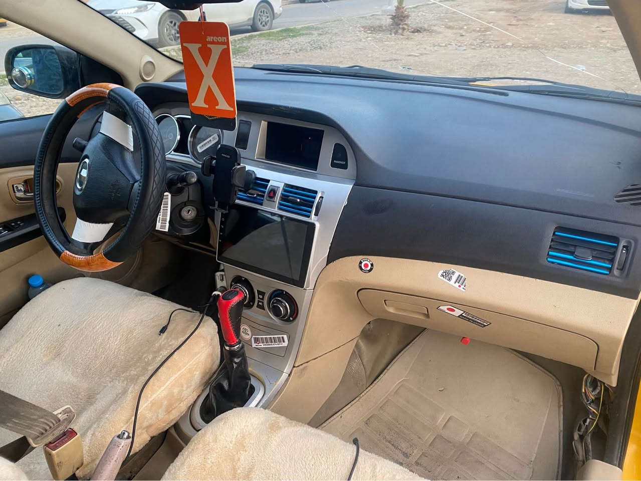 للبيع كريت وول فولكس موديل 2012
⭕️رقم بغداد الانگليزي
⭕️سنويه جديده 
⭕️نقابه صفر 
⭕️شرط التحويل مشروع وطني 
⭕️بدون حادث بيها تصفيات فقط 
⭕️گير محرك بالشرط 
⭕️السعر52 مجال بسيط
⭕️مكانها كركوك 
⭕️متوفر واتس اب ***********
شراي خابر وتدلل ✋🫡 كركوك, العراق
