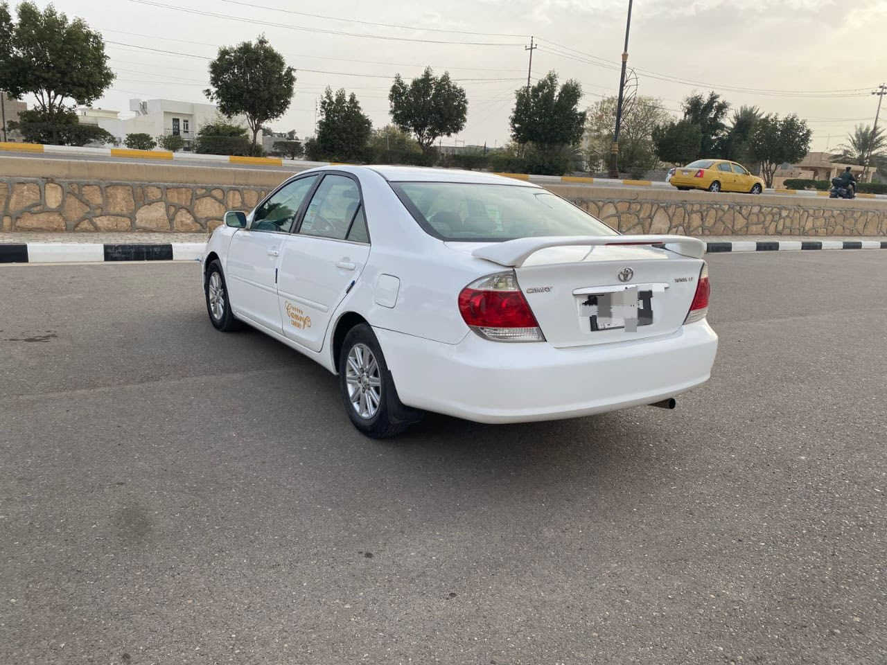 السلام عليكم.     للبيع كامري.     موديل 2006
رقم بغداد.     تحويل ثاني يوم    بشرط 

وارد امريكي. مواصفات معروفه
بيها كم قطعه صبغ ابيع حزام 

محرك 2400.    /.   كير    محرك   كفاله 
صدر.    //.  امامي     خلفي     تبريد ثلاجه 
جاهزه من كلشي 

مكاني الانبار  //.
جزيره  الرمادي 
السعر:86
رقم الهاتف.  ***********
