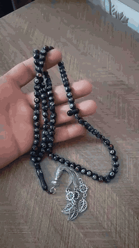 مسبحه من خشب النارجيل المصري مطعم بالمينا عدد 101 سعر 20 الف واصل ***********
