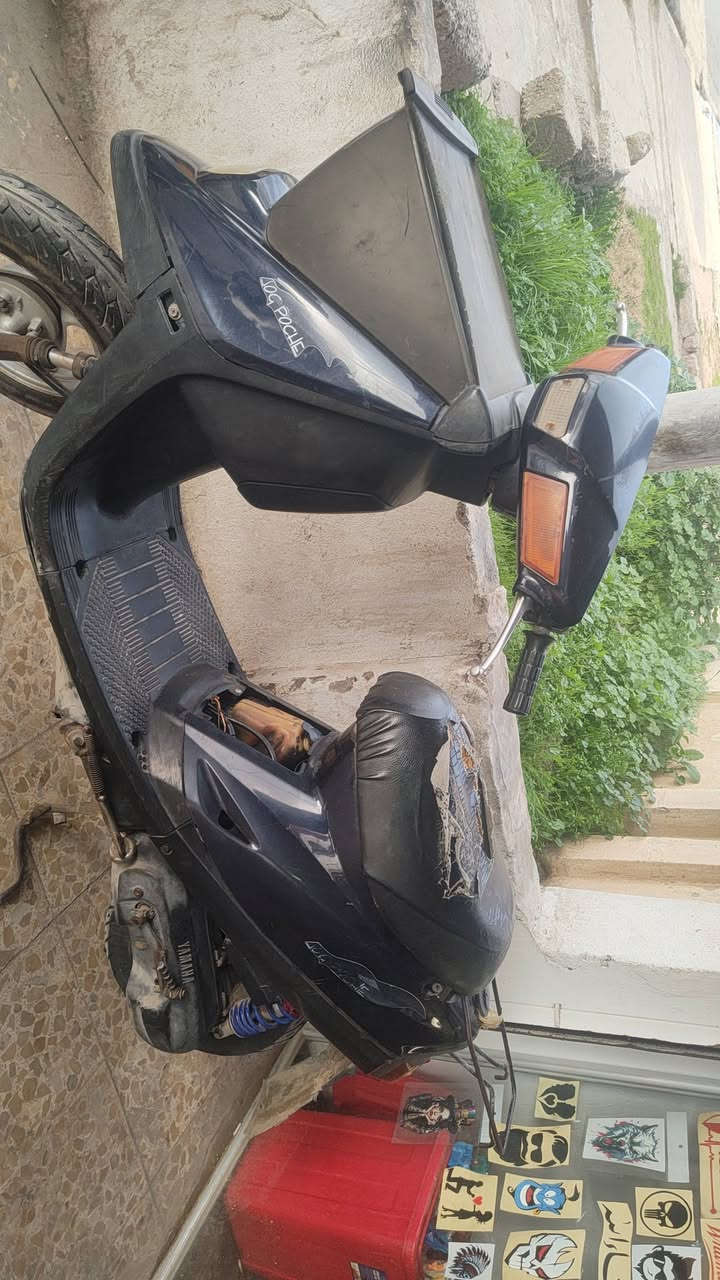 السلام وعليكم ماطور بزون للبيع مكينه مامفتووحه سعروو 275الشراي يتصل ***********
