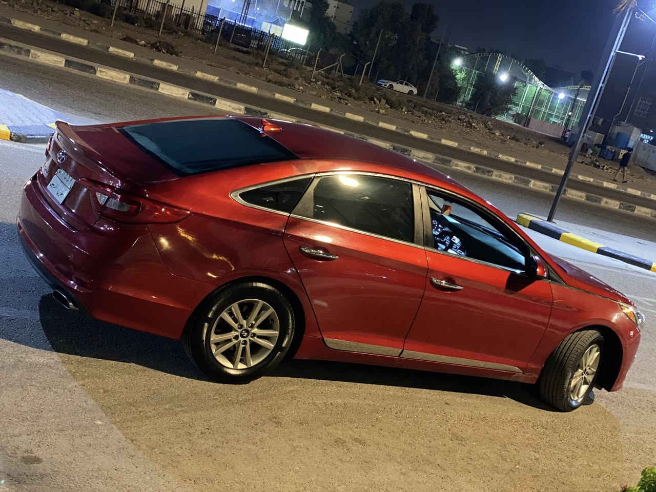 سلام عليكم سوناتا للبيع مديل17 حادث امريكا قطعتين
 سونار وصور الحادث ع خاص السعر110مكاني بالنجف ***********
