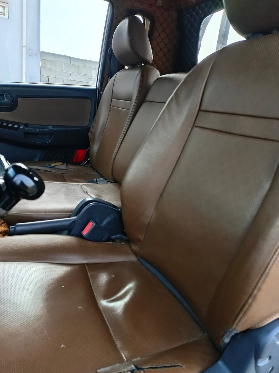 السلام عليكم 
سيارة كيا للبيع موديل 18 
كير محرك اكسل كهربائيات كلهة شغالة تدفئة تبريد شغال 
سنوية لل29 رقم بغداد انكليزي مكاني ديالى الحالص ناحية السلام 
السعر 128 
الرقم ***********
