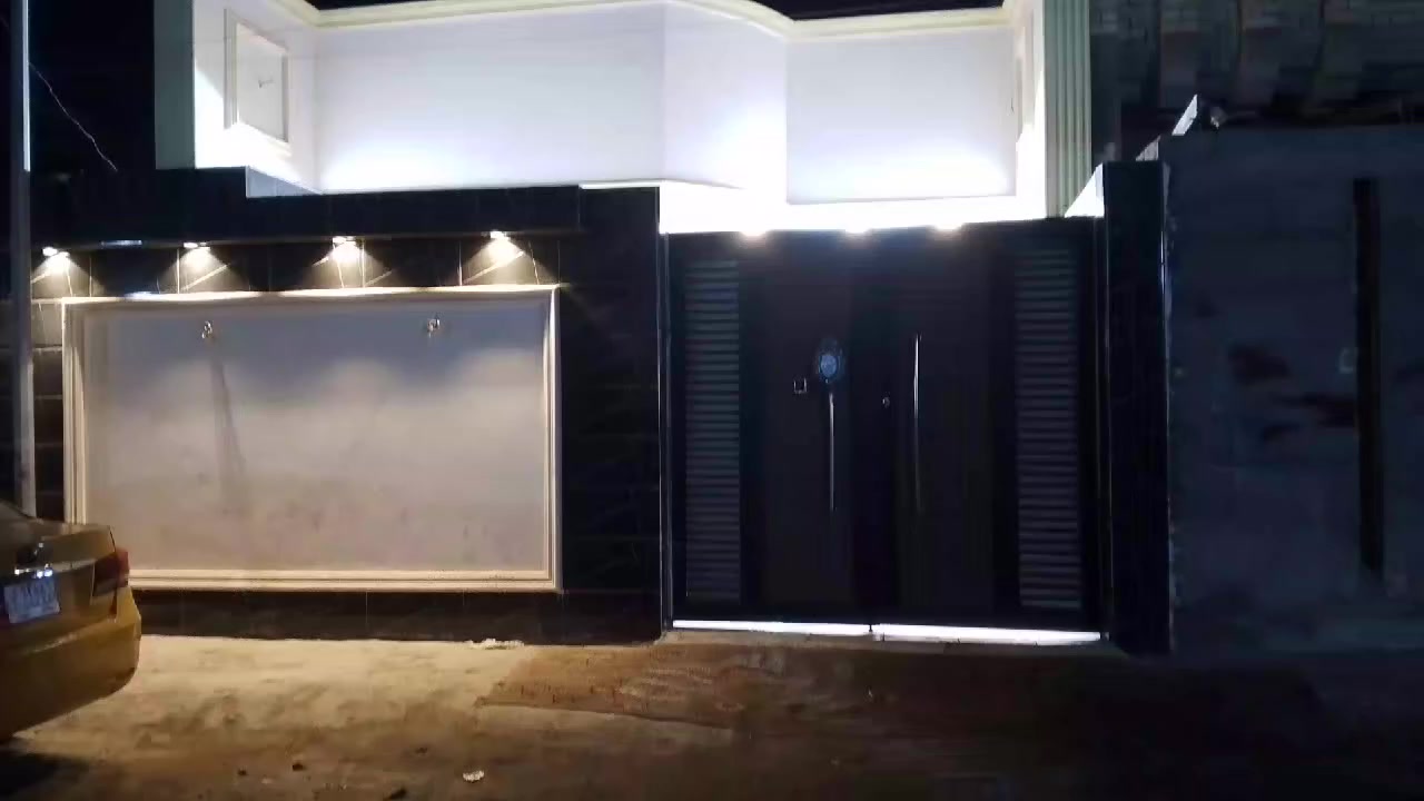 السلام عليكم خواني خواتي بيت البيع فرع بيت المري حيطارق وصط الوجهيه 7 نزال، 20 البيت كامل من كلشي ***********
