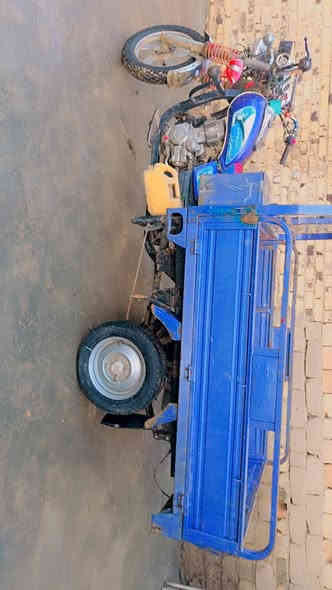 سلام عليكم ستوته البيع موديل 2022وراق صوليه صقر مكفوله كفاله عامه وسعر مليون 700 وبيه مجال شرياي ينتصل *********** مو شراي لا تعبني رحمه الوالديك  عنوان دوانيه الحمزه شرقي
