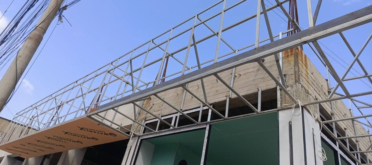 ديكورات جبسنبورد+ملكي +معجون واصباغ +بورديكس +واجهيات فوم
*********** واتساب
*********** واتساب 
دقه في العمل وضمان حقيقي
