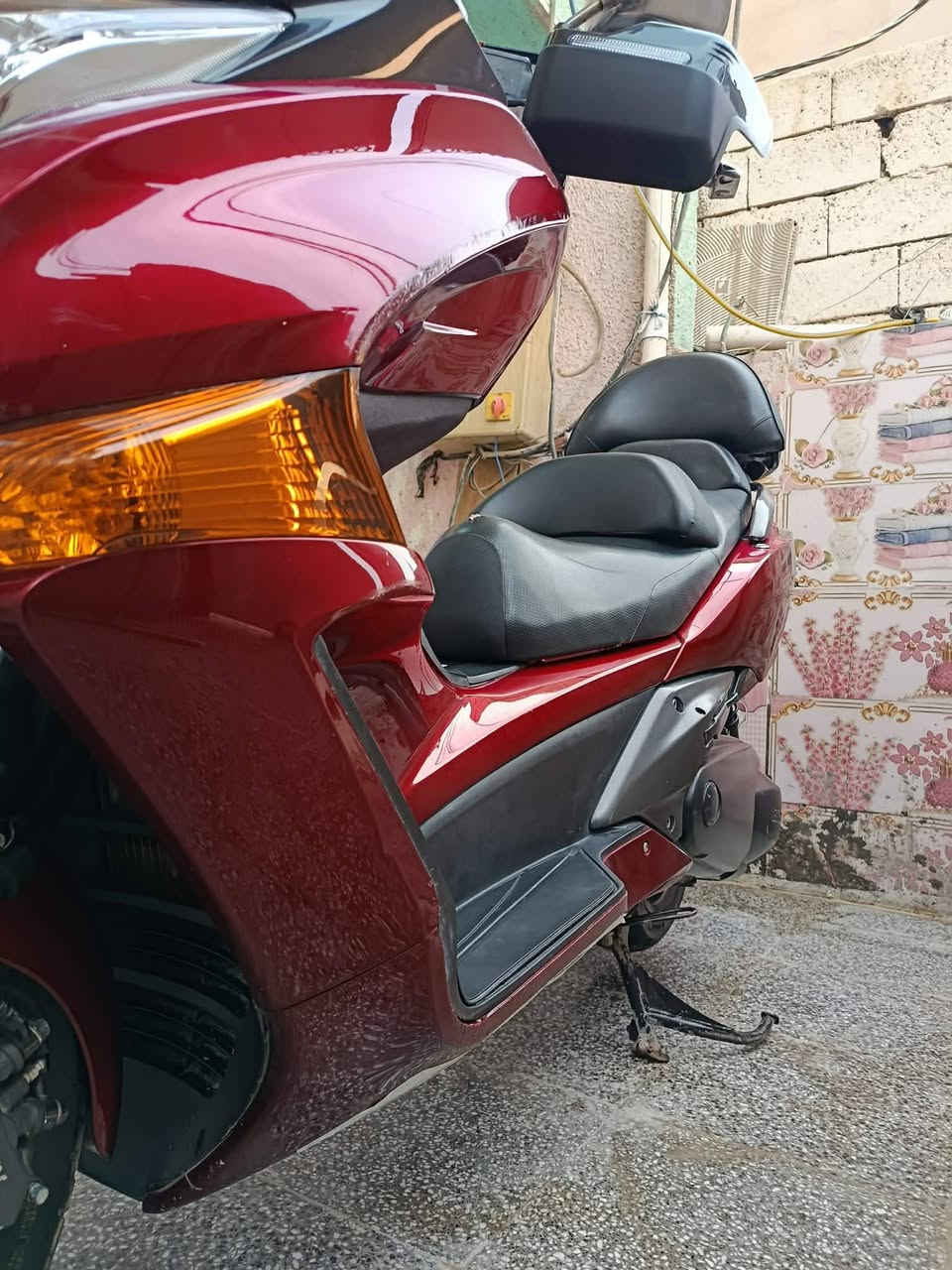 للبيـــــــــــــع
سلڤر ونج جيتي 400 
نضام مووود
ممشاها 40 الف مكفولة كفالة عامة اي نقص مابيه الدراجة اصارلهة 6 اشهر من نازلة من الرمبة
السعر ب22$ وبيهة مجال
*********** مكاني بغداد شعب
