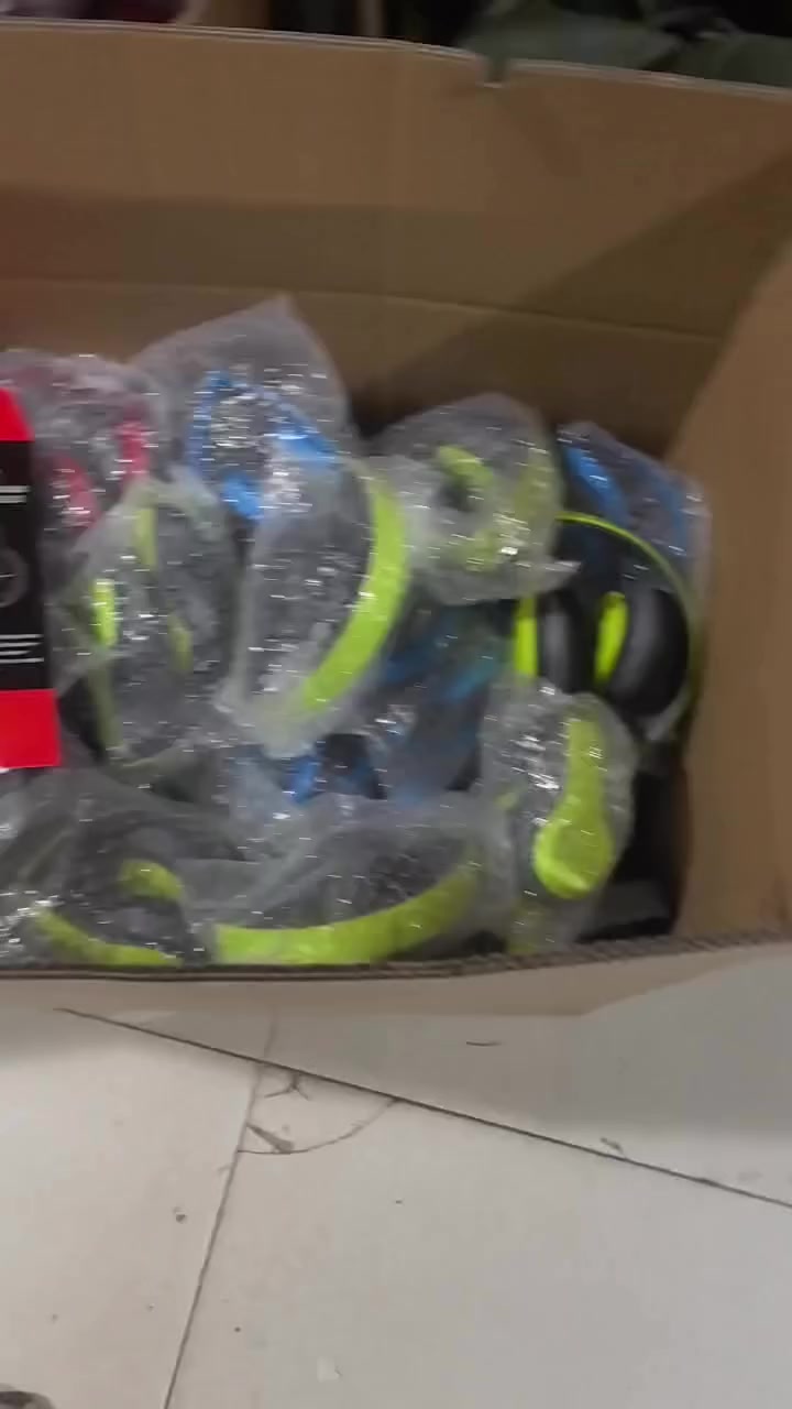 P9，P47
Good price


**إذا كنت صاحب هذا الإعلان وتريد حذفه لأي سبب، رجاءا أرسل رسالة إلى الدعم الفني**