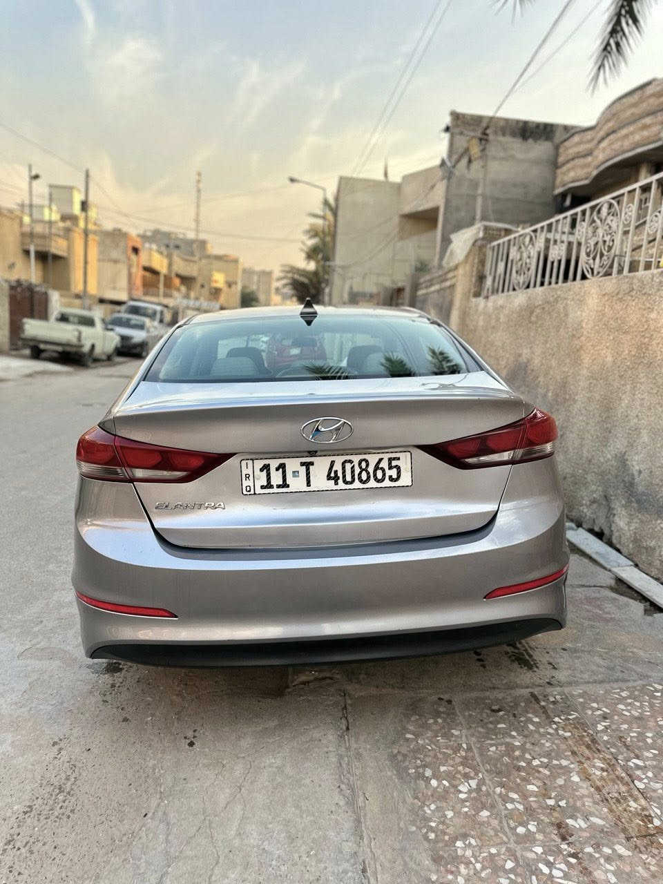 سلام عليكم النترا موديل 2017 بغداد باسمي سيارة جاهزة ماشية 90 الف استخدام شخصي حادث خلفي قبغ جنطة بدون ايرباك السيارة ليبل واحد بيها صبغ باب وهلا جاملغ خلفي  بصمة 
كشنات تدفئة 
صندوق ذكي 
رادار جانبي 
رادر خلفي 
ترحيب ابواب 
مكاني بغداد كرادة 
***********   السعر 117 بيها مجال
