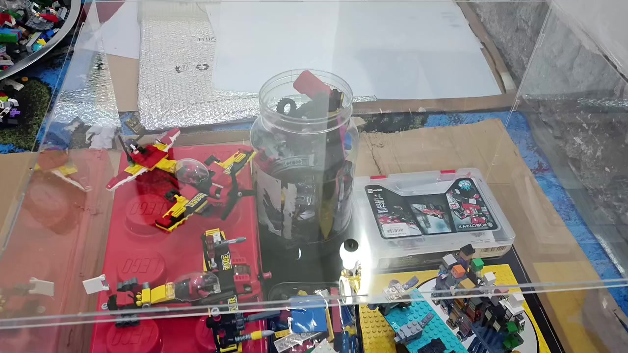 السلام عليكم 🤚
المتابعين الأعزاء🙂🙂 صحفة ليكو دوبلو بعد رخصت الإدمان🗣️
طائرتين 🛩🛩مختومة تم التعديل 🛠والإضافة عليهم 
 صندوق 🧰 حفظ الليكو  { ارتفاع ١٥ وعرض ٣٥ }
+ ليكو فرط تفاصلية قوية 💪 مختوم أيضاً موضح بالشرح
صندوق🧰 اكرلك{٢} موضح بالشرح {ارتفاع ٦٠ وعرض ٣٥}امزون
قطار🚂 مختوم ينباع على الموجود موضح بالفديو
نشرات ضوئية🎹🚨 عدد {٤} تعمل بنظام باتريي 🪫وشاحنة إبرة


**إذا كنت صاحب هذا الإعلان وتريد حذفه لأي سبب، رجاءا أرسل رسالة إلى الدعم الفني**