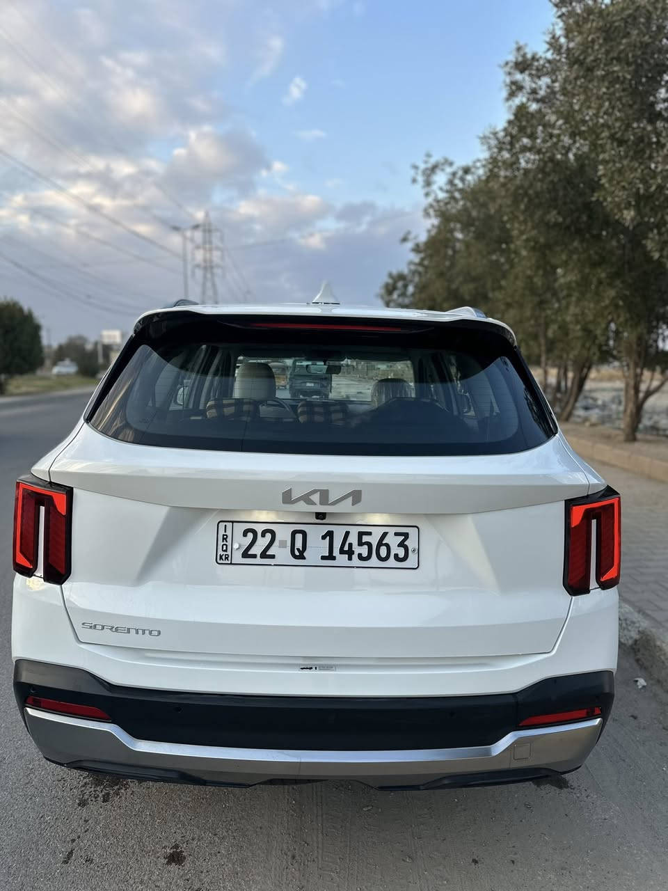 سلام عليكم
سيارة سورنتو 2025 خليجي 

 مواصفات فول قماره حديد  

رقم أربيل تريد تحويل تريد وكاله هزه وسنويه ورقم جديد

 كامره خلفي 

ويل 20

الكير عصا

اناره محيطيه متعدده الالوان

ماشي km10

لايت زنون عالي ناصي

لايت خلفي امامي LED
تشغيل عن بعد
 بعده وضع الشركه سياره
محرك 6سلندر

كير عصا

كشنات كهربائي

هندبرك رجل

وضعيات قياده 

مساعده منحدرات 

جنطه كهرباء

تشغيل عن بعد

شاشه متصل 

دوشمه مخمل وكشنات 

شاحن وايرلس 

كيجات متغير الكتروني وعادي

شاشه لمس متغير التحكم 

ستيرن فول تحكم

7راكب

الاناره الداخليه LED

دخول بصمه ذكي

حساس امامي

حساس خلفي

قبضات الباب الالمنيوم 

مري شفط

حاملات اكواب 

جام 4 AOT

تشغيل عن بعد.
السعر 325سياره بعدها عله وضع لوكاله زيرو
 الاستفسار ***********
