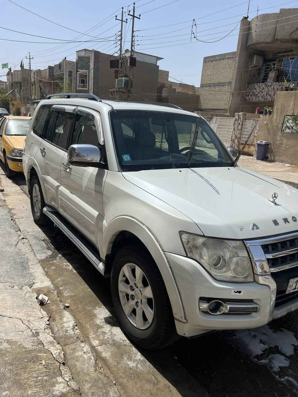 السلام عليكم باجيرو حبتور 2010 بيها جاملغ امامي ايمن رش فقط وبيها الدعاميات مصبوغات مكينة مفتوحه كازكيت فقط مكفولة من التنقيص و التبخير تبريد ثلج بسمي شرط التحويل السعر 142 وبيها مجال 

***********
