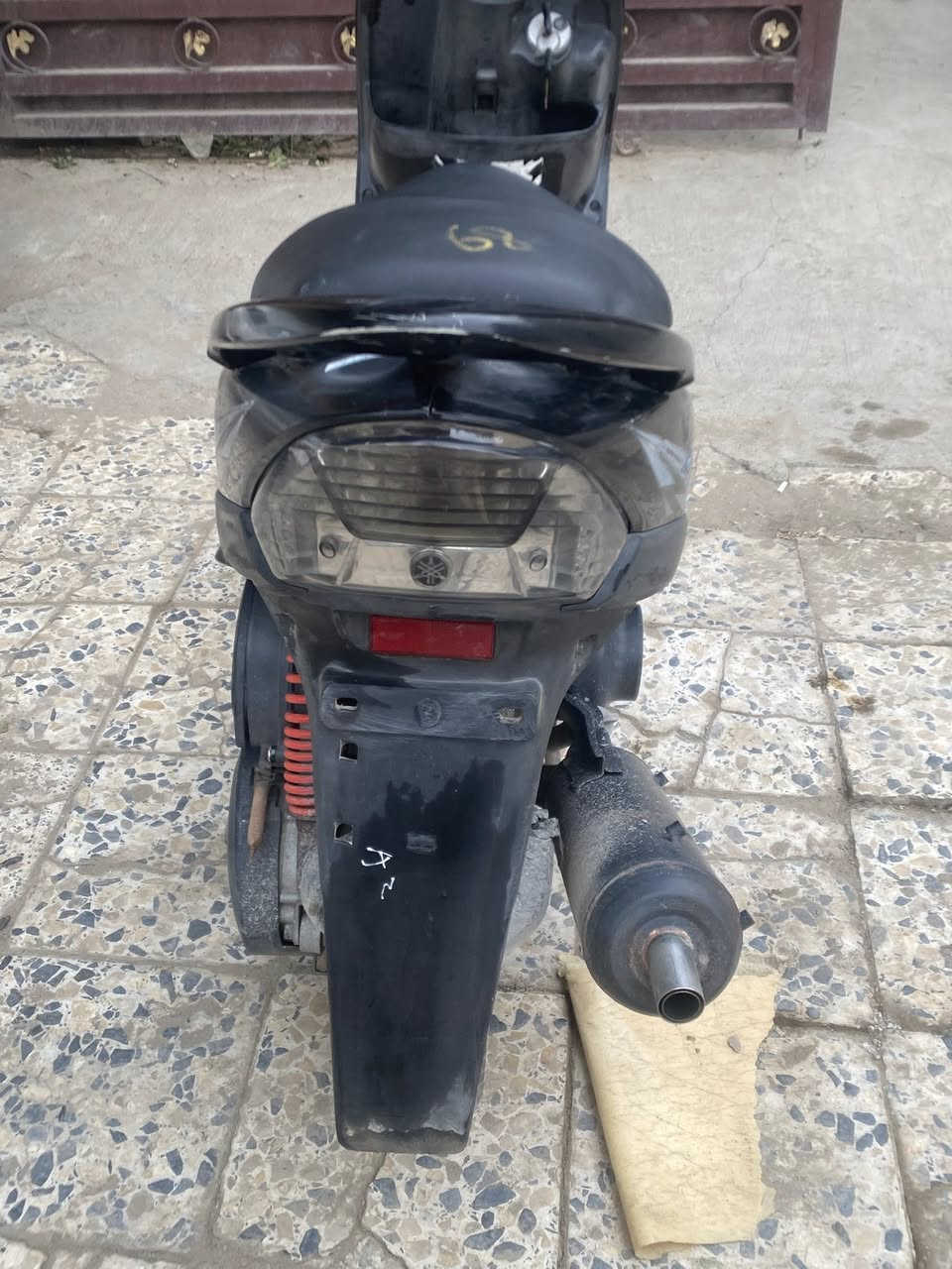 سلام عليكم عدلات ثنين السوده كفاله ما مفتوحه لا نضوح ولا تبخير كله ختم واحد قبل شهرين نزلته رنبه وأم الصدر الذهبي لا تخبخير حلوه بيه صدر ان سي وآي بيه كشن 4 سبايدر 4ستان ويل كب بكلايت 4  مكان بياع شرطه الخامسه***********السوده ٩٥٠ وم الصدر ٤٥٠
