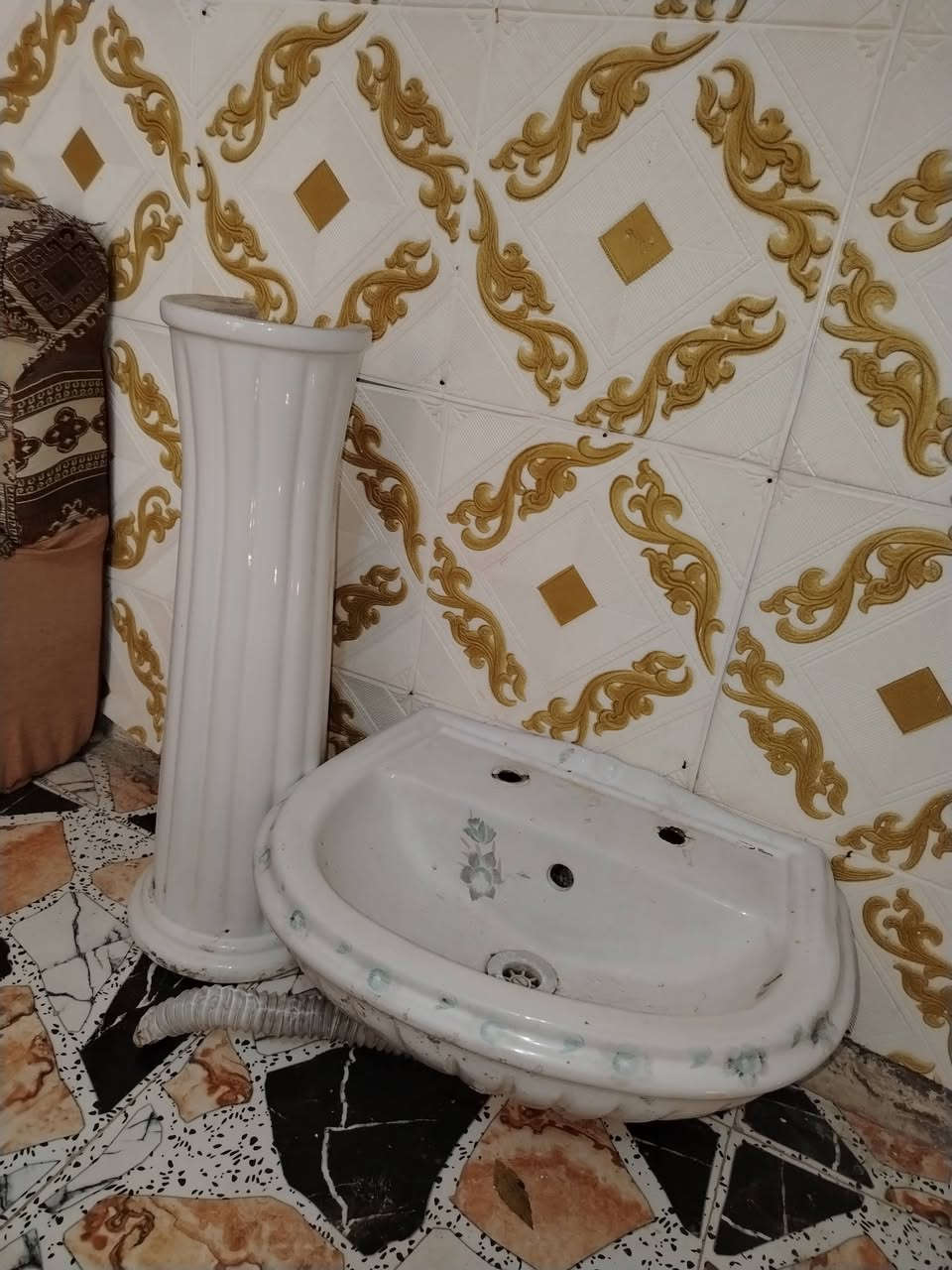 غراض البيع


**إذا كنت صاحب هذا الإعلان وتريد حذفه لأي سبب، رجاءا أرسل رسالة إلى الدعم الفني**