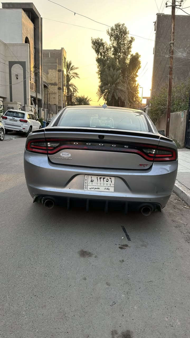 السلام عليكم
جاجر sxt محرك 3600 
6 سلندر للبيع موديل 2016 
سنويه مشروع وطني 
حادثه باب السايق وا مبدل هوه وا الخلفي بدون صبغ وا دواخل ولاه ايرباك
السياره نظيفه وا صدرها جديد الامامي وا الخلفي 
السعر 168 وا بيه مجال بسيط
مكان السياره كراده
الرقم ***********
