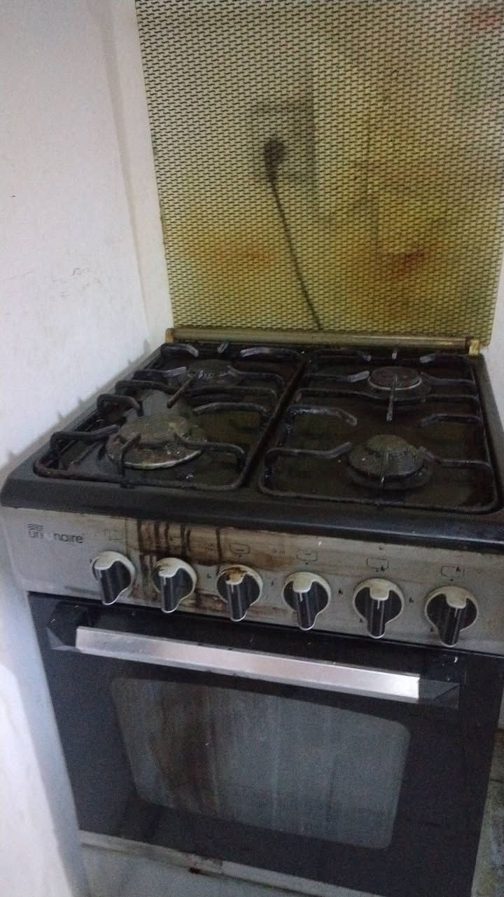 غساله وطباخ للبيع
طباخ كلشي مابي بس يرادله تنظيف
غساله سامسونك اكبر حجم ضررهة شطافه متشتغل فقط وثنينهم 175


**إذا كنت صاحب هذا الإعلان وتريد حذفه لأي سبب، رجاءا أرسل رسالة إلى الدعم الفني**