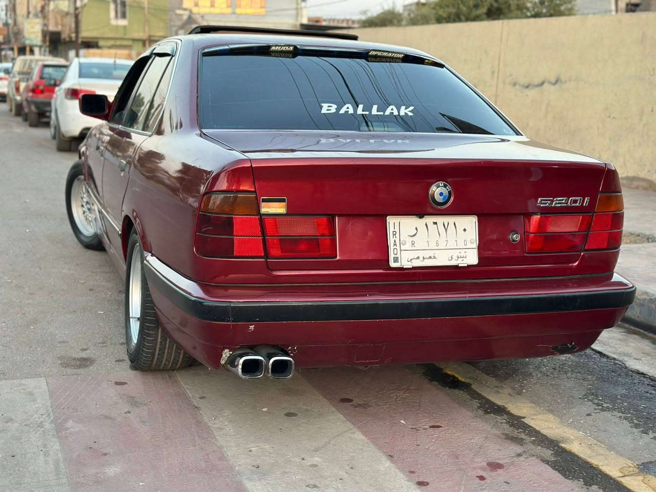 السلام عليكم بي ام موديل 1091صبغ جماليه حجم 520 كير عادي سياره نضيفه تايرات جدد طخم جديد سياره حلوه مال بيت باتري جديد محرك لا صرف والا نفخ شرعي بل موصل شرط التحويل كاربون بيه اتصال عل هاذه الرقم ***********
