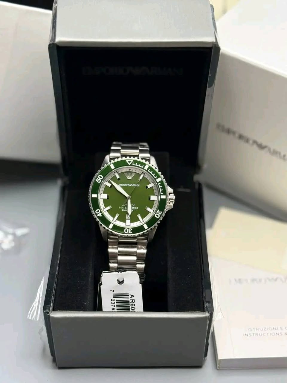 متوفر 

ساعة غوص من 

امبريو ارماني 
دايفر 200 متر
لامنوس مينه وارقام
طوق دوار
اوتوماتيك قفل بحري 
ستانلس ستيل بالكامل 
قطر 43
كاملة المرفقات 

.


**إذا كنت صاحب هذا الإعلان وتريد حذفه لأي سبب، رجاءا أرسل رسالة إلى الدعم الفني**