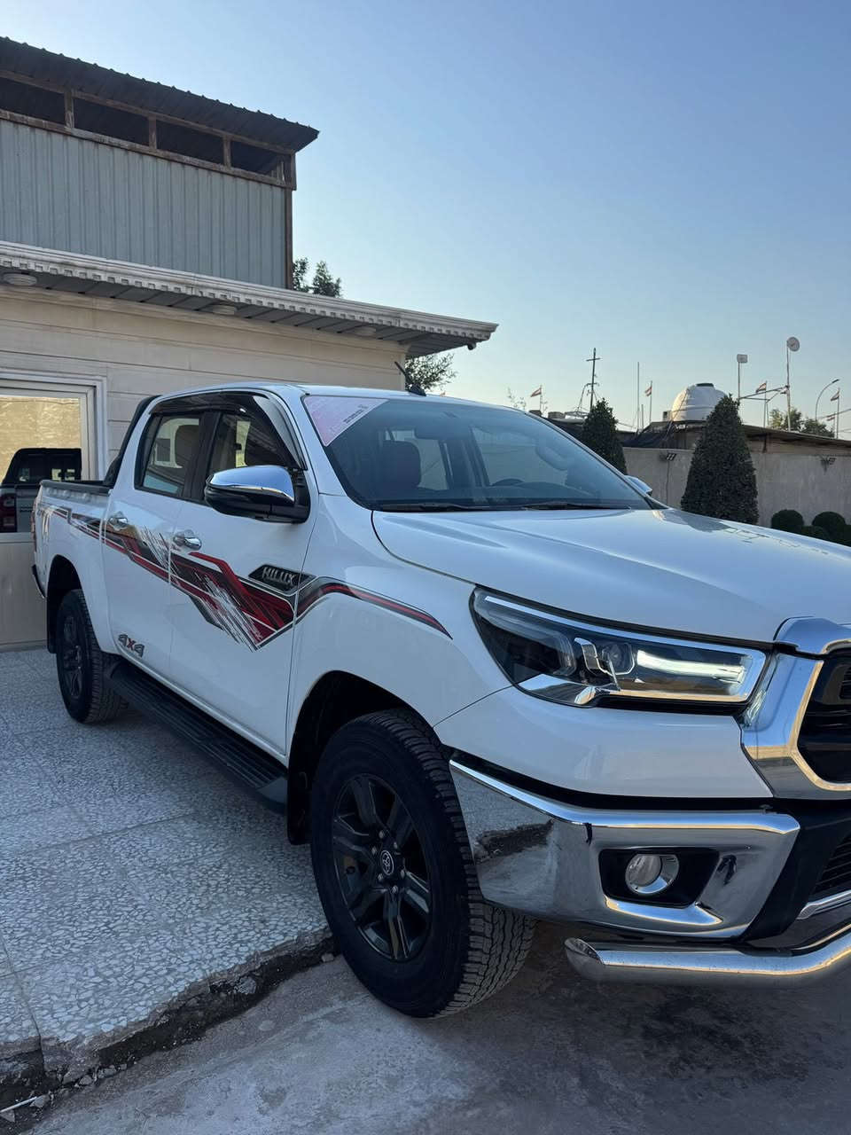 هايلوكس 2023
فول شركة ساز
ماشيه 44
مكفوله  
سعره 335
***********
