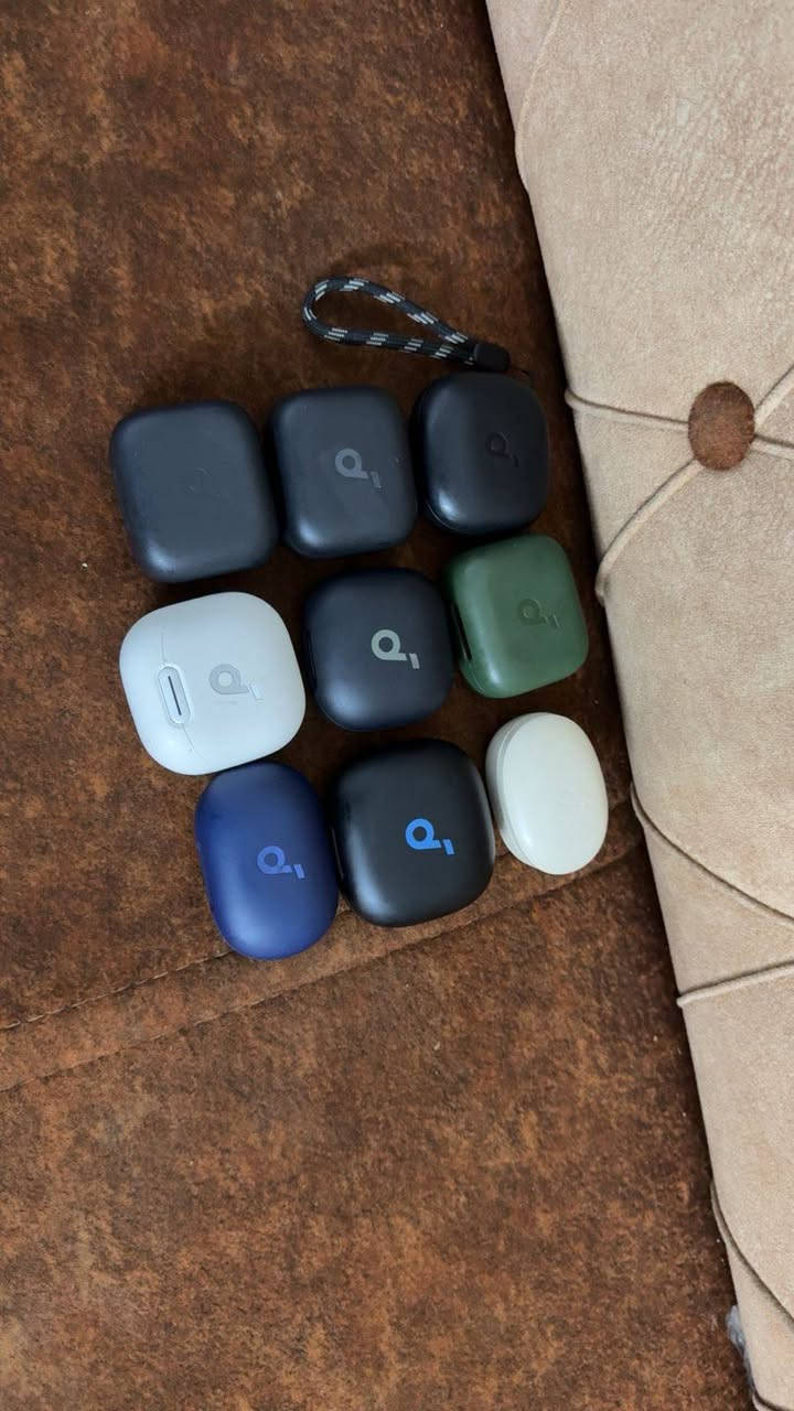 السلام عليكم
9 قطع انكر 
ابيعهم شلع شرط الشغل 
اكو بيهم كم قطعه بدون لاستيكات فقط 
السعر 150 شلع تطلع الوحده ب16 ونص عليك 
واذا مفرد كول قطعه وسعرها


**إذا كنت صاحب هذا الإعلان وتريد حذفه لأي سبب، رجاءا أرسل رسالة إلى الدعم الفني**