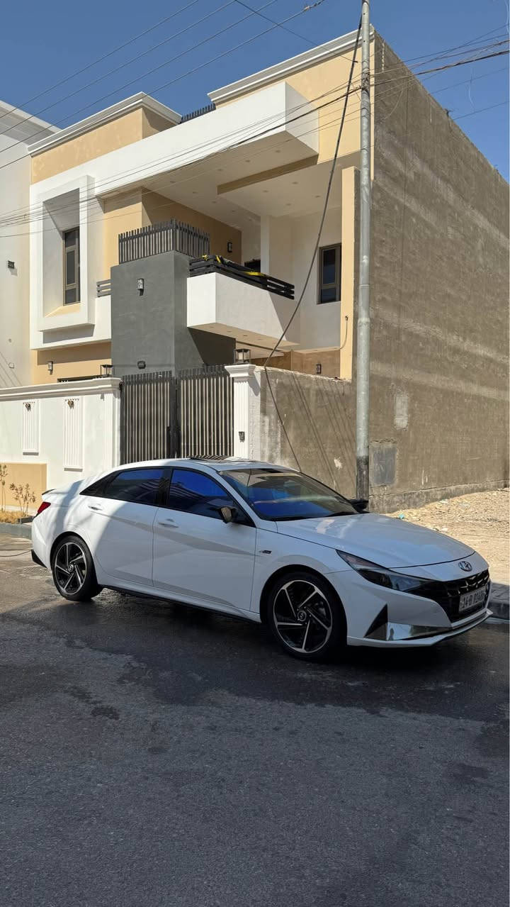 السلام عليكم النترا ان لاين 2023 معوقين بصره مكينة 1600 تيربو كير DCT 7 نمر السياره فول مواصفات للاخير اعلى فئة بل النترا ماشيه ٤٥ الف كيلو متر حادث سياره ربع بنيد صبغ + طكه في الباب الخلفي عل حالها مامصلحه ماطاك بيها ايرباك بدون شواصي السعر 165 رقمي *********** البصرة, العراق
