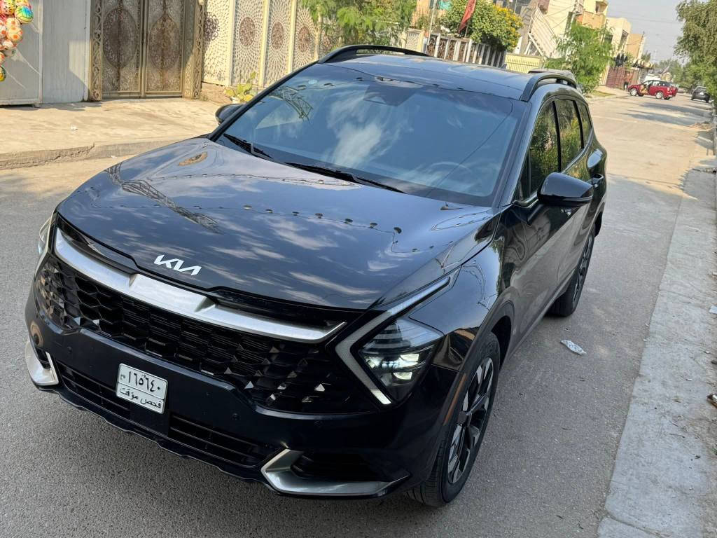 السلام عليكم
كيا سبورتج 2025 دخول جديد كتاب شهداء السياره مسجل نجف رقمها 
لون اسود فئة EX للبيع وارد امريكي زيرو ماشية m7  زيرو 
بدون ايرباك كله ولا يرباك طاك كله وضع شركه 
صور الحادث مرفوقه بل صور سياره جديده 

المواصفات:
1- شاشة كبيرة متصلة 
2- محرك 4 سلندر 2500
3- رادار امامي وخلفي وتحديد مسار ونقطة عمياء
4- قيادة ذاتية
5- اوتو هولد (نزول منحدرات) وهاند بريك كهرباء
6- اطفاء وتشغيل محرك تلقائي عند التوقف
7- شاشة التحكم بالتبريد لمس 
8- بصمة تشغيل
9- كشنات جلد وتدفئة كشنات

السعر 198 وبي مجال

مكان السيارة نجف حي النصر مهندسين 
للتواصل *********** النجف, العراق
