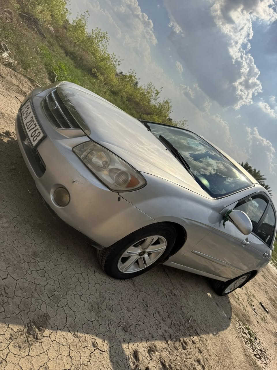 سلام عليكم سبكتره مديل 2004 رقم بغداد مكينه 2000 السياره نضيفه تخم تاير باتري جديد حداديه جديده صبغ حزام بدون حادث السياره ولاقطره معجون حزام جماليه فقط السياره جاهزه عده نقوصات بصيطه  السعر 67 وبيهه مجال مكان السياره مشروع لمسيب رقم ***********
