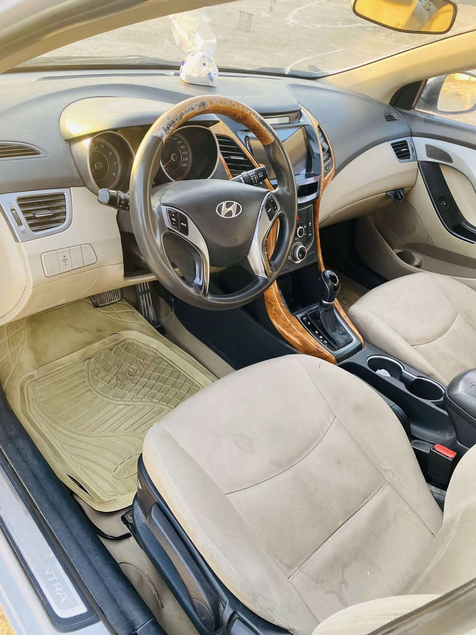 سلام عليكم النترا للبيع مديل 16خليجي  كفاله ما عده البونيد مفتوح رقم بغداد تحويل ثاني يوم  
مكينه 1800مكان السياره كربلاء طوريج  ***********   الشراي يخابر  ويدلل
