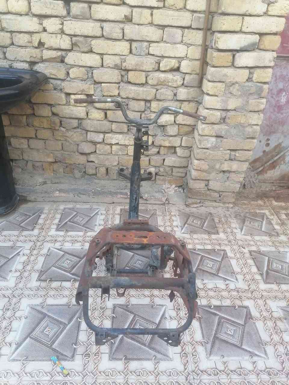 سلام عليكم
شواصي فراشه للبيع
المكان الديوانيه شارع 30
الاتصال على الرقم 
***********
