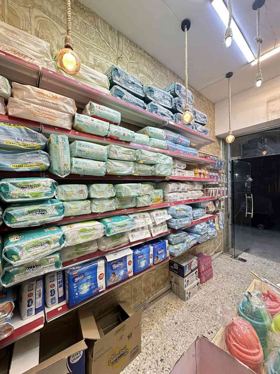 الحمدلله محل جديد 🤍👶🏻
مركز العسل محل جديد نفس شارع احمد الوائلي فرق عن محل قديم فرعين 🔥 
تنورونا اهلا وسهلا زبائن مركز العسل 👶🏻🤍 
يوجد لدينا خدمة توصيل من ساعة 6 العصر الى ساعة 12 منتصف الليل 🔥
للاستفسار واتساب *********** 
او مراسلة بيج المركز على إنستقرام  honey_centr
مركز العسل صار اقرب الكم لان طفلكم يستاهل يكبر بصحة وعافية 👶🏻🤍
