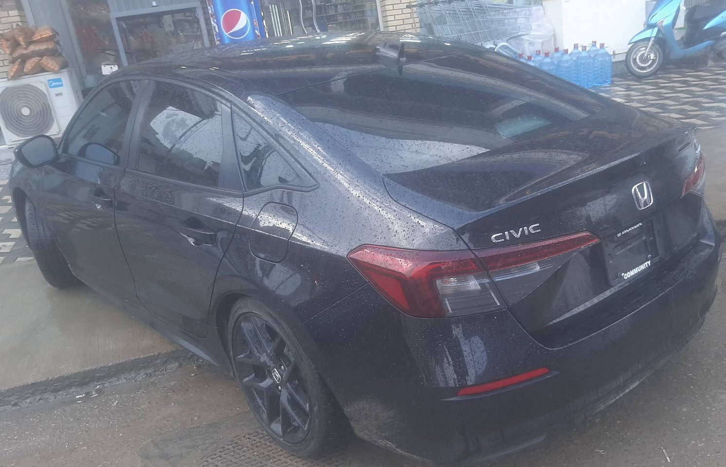 هوندا سفك موديل 25 ضرر بوند ودعاميه فقط بدون شواصي   ماشيه 6000 محرك 2000سعر 140 للاستفسار ***********
