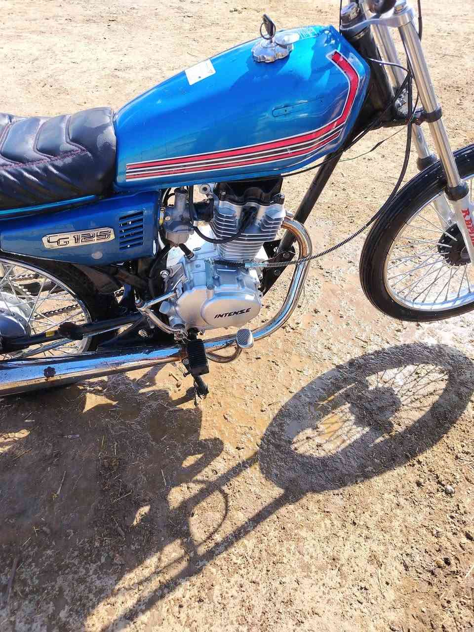 يولد دراجه لبيع. 800 وبيه مجال.    متوازي علبيعته     وراق صولي  شاصي 13 مال ارشه.   ولي يسوي. روحه. لوتي. تره اني.   لوت. منه. *********** رقم
