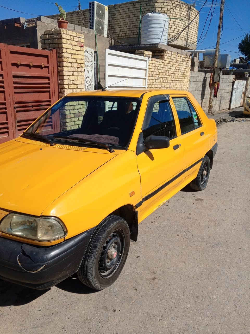 السلام عليكم
سايبا 2018 بأسمي رقم بغداد إنكليزي مبدل جاملغ أمامي فقط كير ومكينه جدد تبريد شغال 
السعر المطلوب 42 مكاني بغداد المعامل الحسينية 
الاتصال على الرقم ***********
