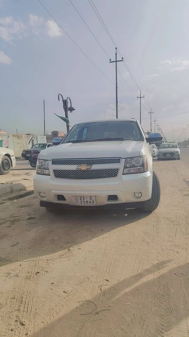 السلام عليكم تاهو 13 كفاله للبيع رقم شمالي بسمي السياره فووول تشغيل عن بعد فتحه الكشن تتفئه وتبريد الجنطه كهرباء LTZ مكاني سوق الشيوخ ***********
