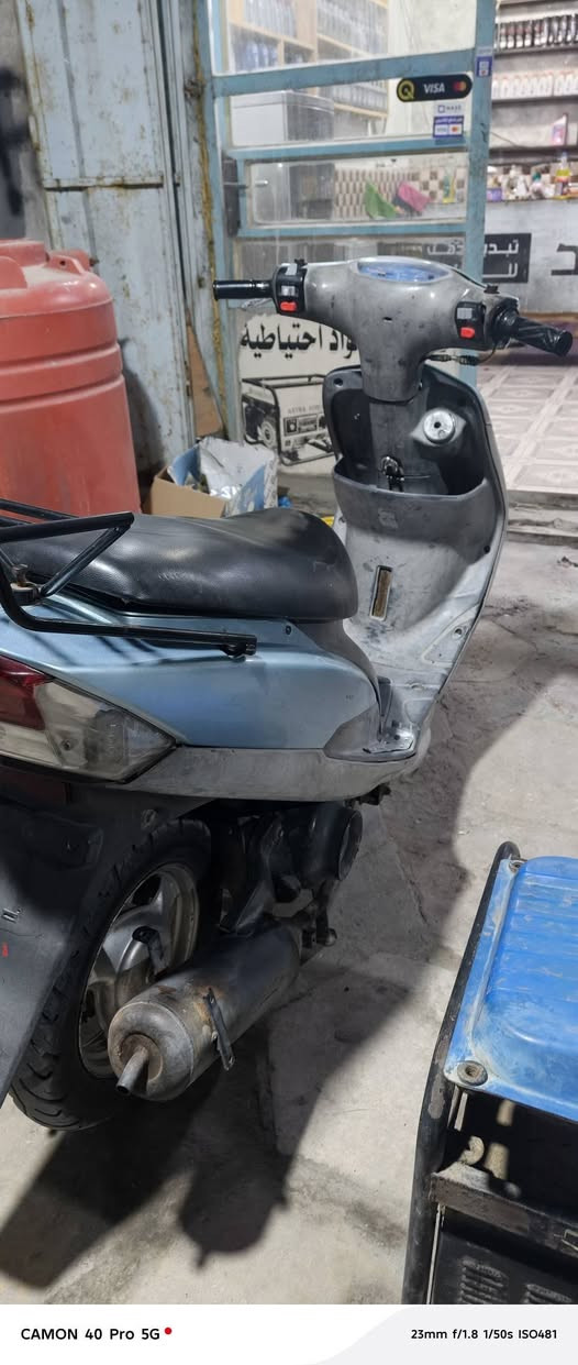 سلام عليكم دراجه ماكس للبيع دراجه كفره اصلي ختم واحد
المكينه بدل بيه بوشه بس دراجه نهضه وسرعه ومكينه كلش حلوه نقطت تبخير مابيه شرط كهربايات كله شغاله 

                   سعره 550 وبيه مجال لشاري بصيط 

رقمي وخاص موجود ***********
