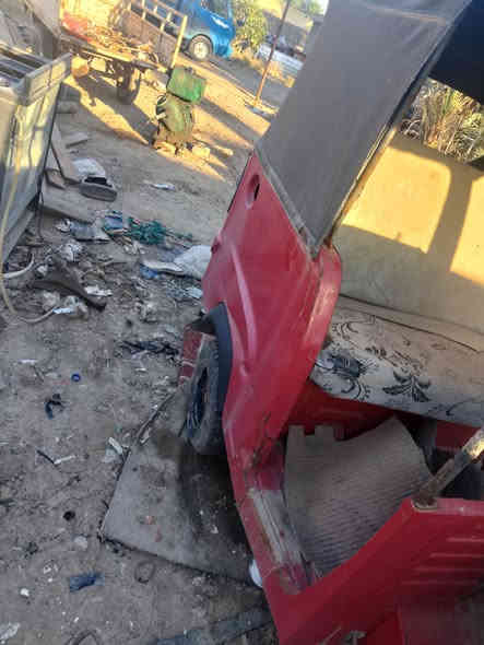 تكتك بياجو١٨ اوراق بيه نقص محوره محرك ستوته بس ماشاده أنا شتريته هيج  سعر مناسب 300 رقم ***********
