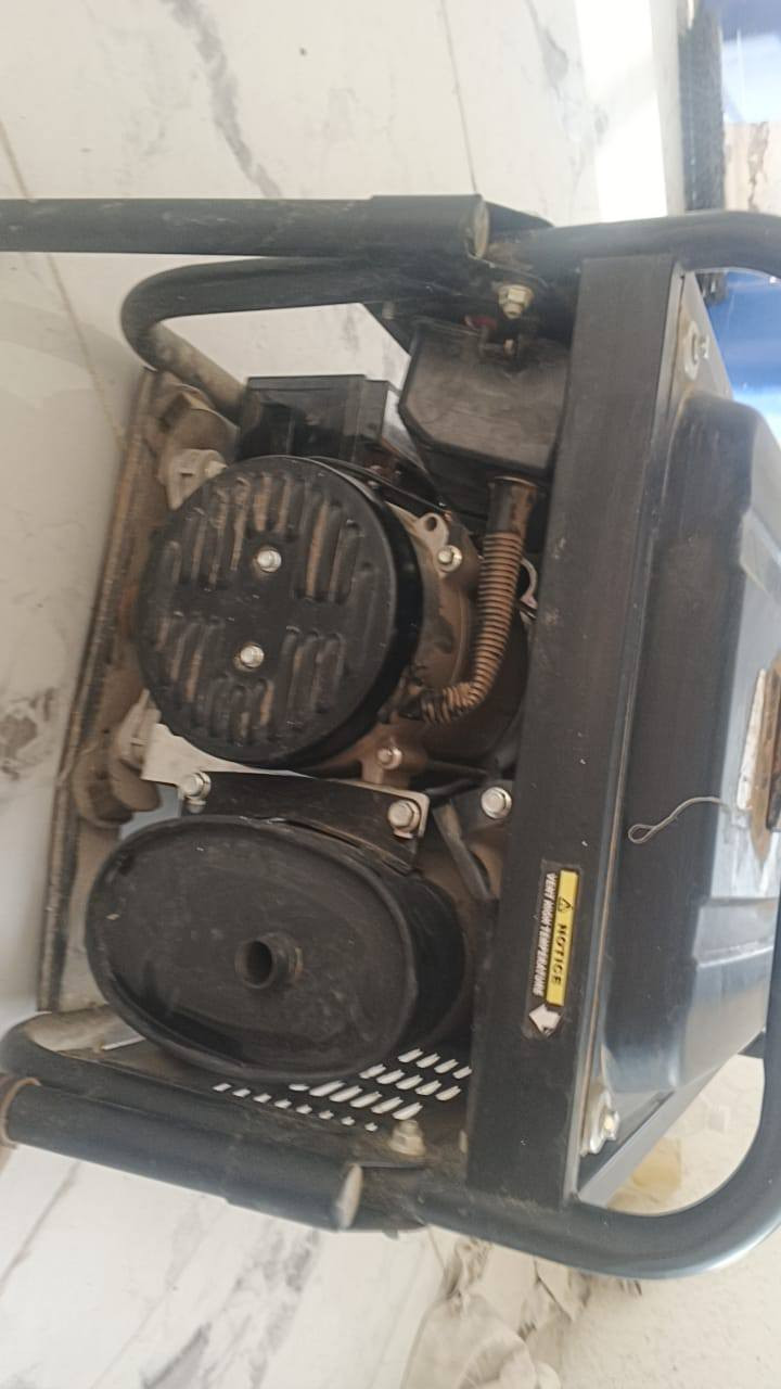 مولد للبيع كامل مكمل سلف اطفاء ذاتي ريمونت وظع الشركه مداخل تصليح السعر ٣٠٠ للتواصل ***********
