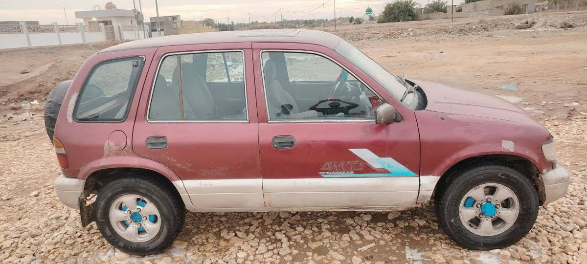 السلام عليكم كياسبورتج موديل 93رقم بغداد تحويل ثاني يوم سنوية ال 27
مكينة كير جدد كير عادي سيارة كفالةمن الضربة قطرة صبغ مابيهة  كهربائيات كلة شغال تخم تايرجديد تبريد ثلج حدادية جديدة سنتر لوك شغال ريمون شاشة وكامرة سيارة غرفة جديدة شرط سيارة ناعمة كلش سياره جاهزة مال جناي السعر 33وبيهة مجال جدآ جدآ قليل المكان بابل القاسم رقم الهاتف ***********
