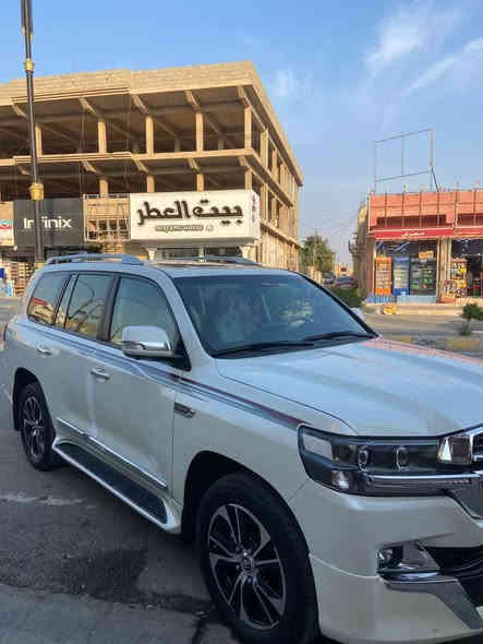 للبيع المكان تكريت
لاندكروز موديل 2020 GXR مكفوله بدون صبغ
4 كاميرات
 حساس امامي خلفي
 مري شفط 
فتحة سقف
كشنات جلد الأمامية كهرباء
3شاشات
تبرد مركزي
ثلاجه
ويل 20
تخم تاير جديد
ملاحظه /يوجد بارد قليل بالچاملغ أمام السكن
السعر 530$ وبيها مجال بسيط
للاستفسار ***********
