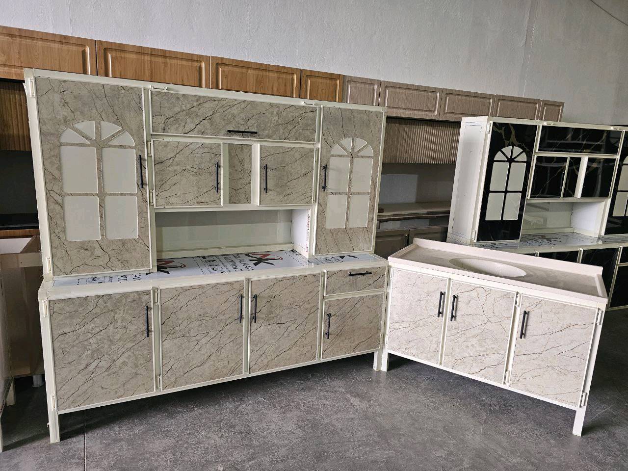 كاونتر ارضي وملحق مترين  مع  سنك متر و20 مرمر
💥 (المنيوم سوكي)💥

كاونتر مترين ارضي وملحق مع سنك متر و٢٠ مرمر . 

السعر 300 الف 

التوصيل 🚚🚚
بغداد داخل  مجاني

15 /اطراف  بغداد 

15//رمادي +فلوجه + كربلاء +بابل

25// مركز واسط  
50//أطراف واسط
25 /الديوانيه +النجف
35//ديالى
35/ السماوه+  الناصريه+  العماره + البصره