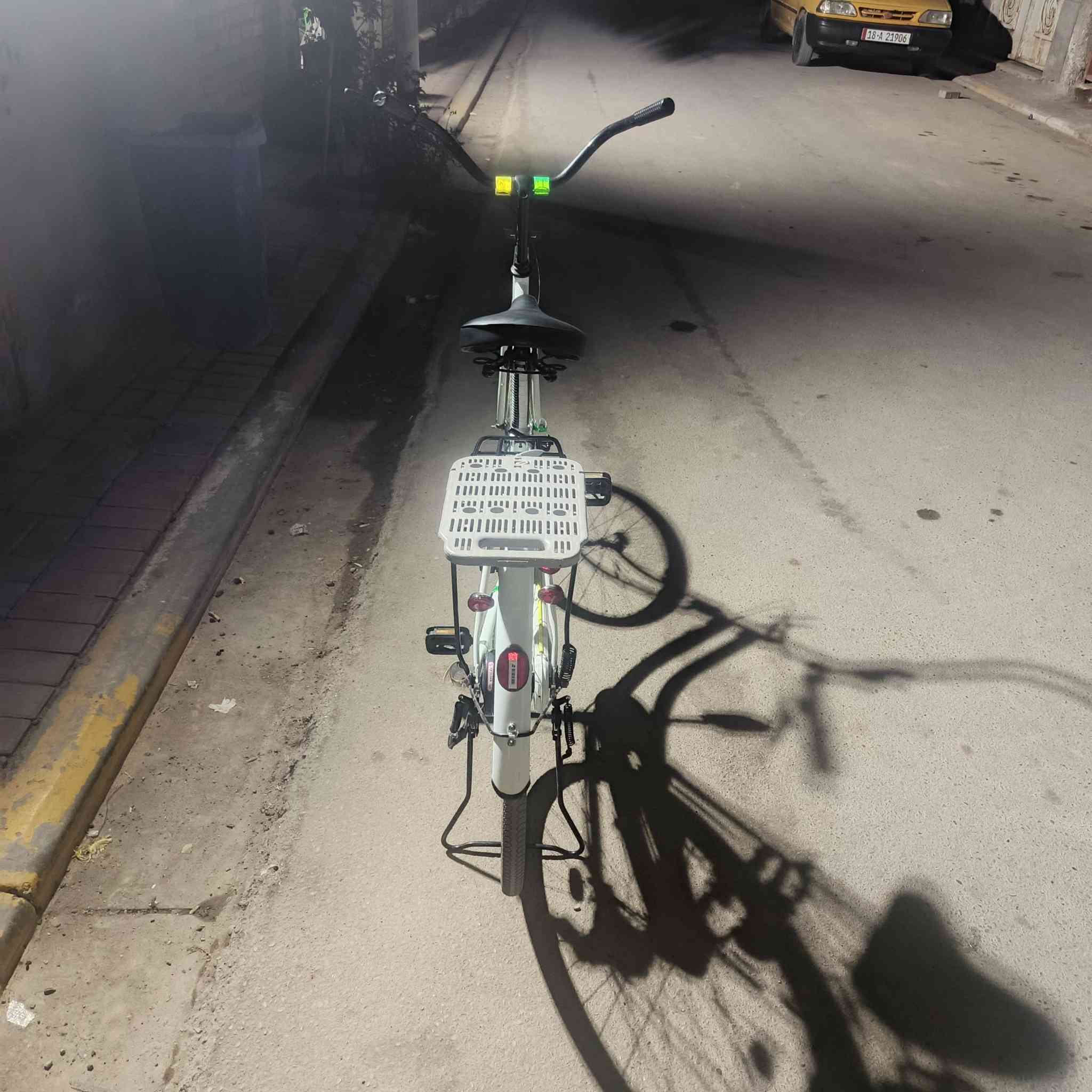 السلام وعليكم بايسكل للبيع حجم 26 نضافه كبال عينك المكان ديوانيه حي الفرات السعر 110 وبيه مجال


**إذا كنت صاحب هذا الإعلان وتريد حذفه لأي سبب، رجاءا أرسل رسالة إلى الدعم الفني**