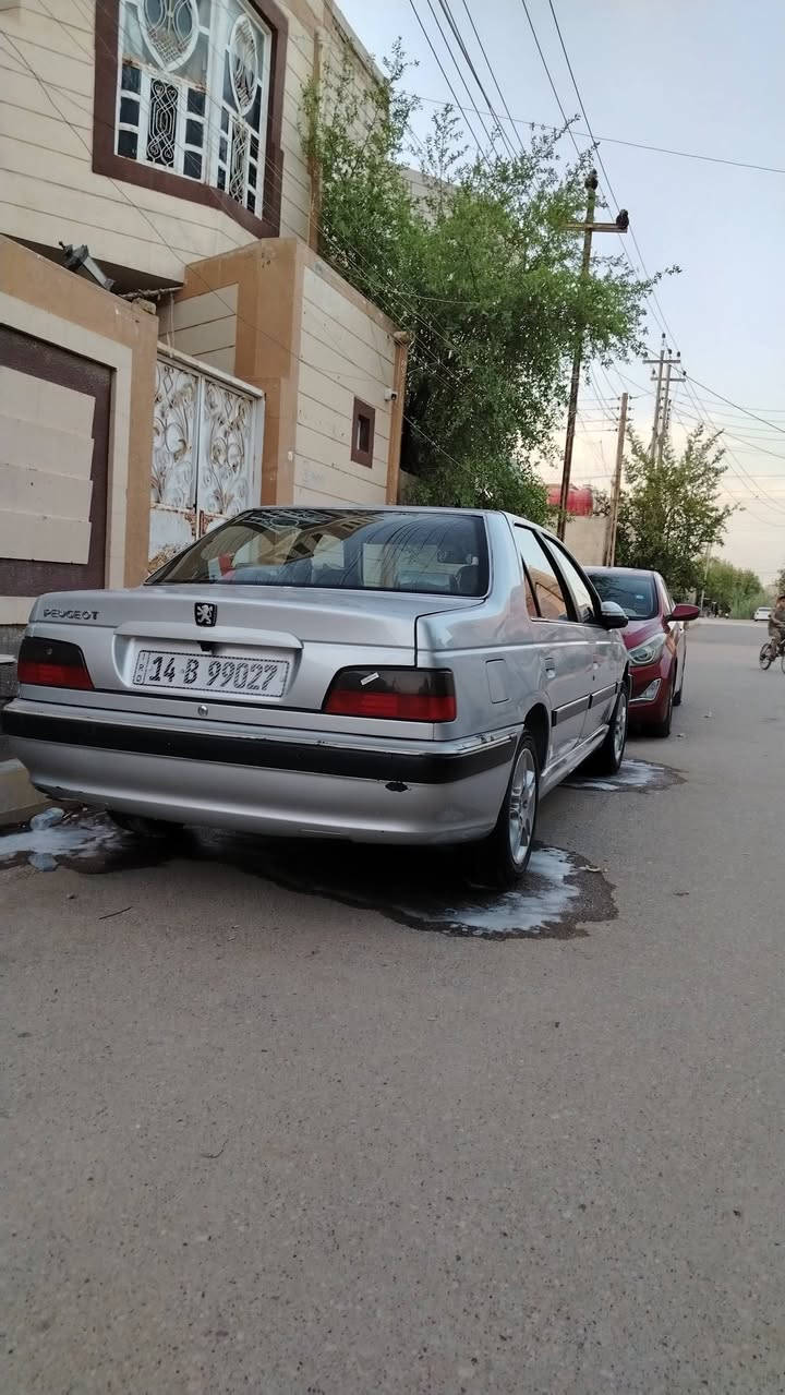 بيجو بابل ٢٣ حره بسمي بيه باب خلف السايق مبدل سياره جديده وجاهزه عل اخير مواصفات  مري شفط كامره وحساس لايت اوتو حساس تايرات وحساس ماسحات دسك امامي وخلفي ماشيه ٧٨  حره بسمي مكاني مركز الناصريه السعر (٦٥) (***********)
