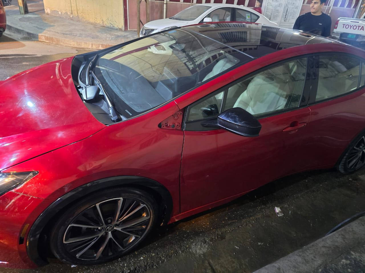 تويوتا بريوس 2023 وارد امريكي 
مواصفات xle ماشية22750 الف 
بنوراما جام
الحادث مرفق بالصور 
للاستفسار ***********
