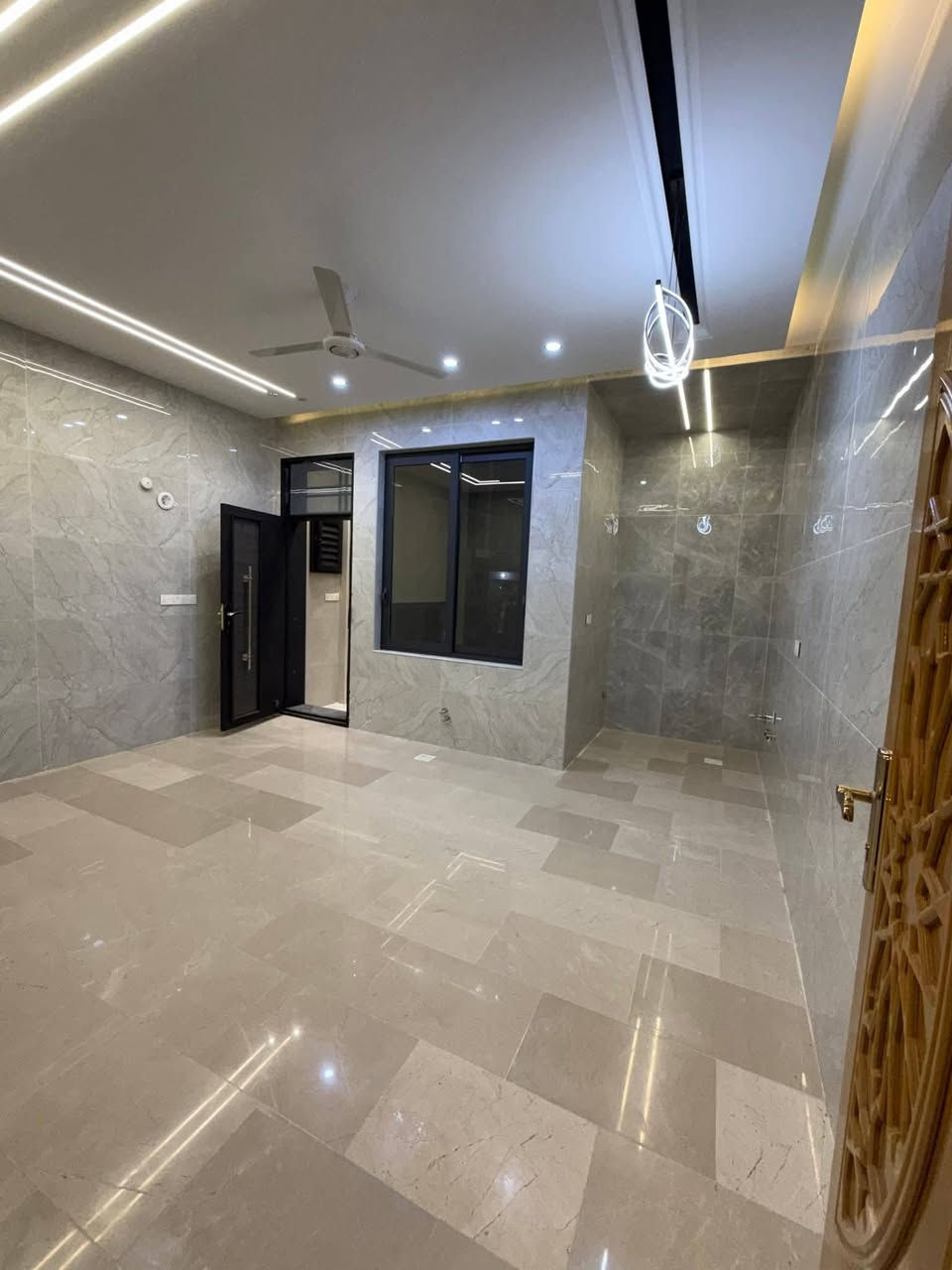 الزبيدي للمرمر والسيراميك
خبرة أكثر من 15 سنة
دقة بالتنفيذ • شغل أمانة • لمسة فخامة
من الأساس لآخر تفصيلة… نشتغل وكأن الشغل إلنا
📞 ثقة تُبنى… مو تنحچي
***********
