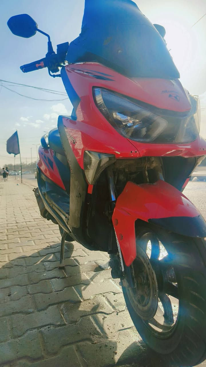 السلام عليكم
سكنس صيني للبيع نضيفه شغاله سويج هندر ريمونت كهربائات شغاله للاستفسار ***********
