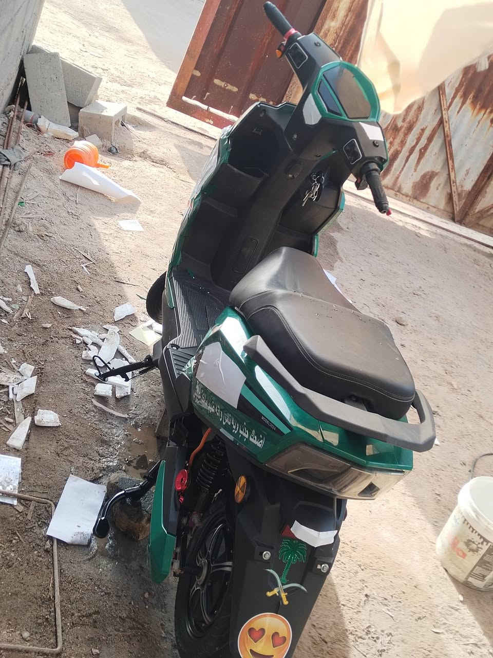 سلام عليكم  درجه  شحن لبيع  درجه  جديده   سعر 800 بيه مجال مكان البصره ***********
