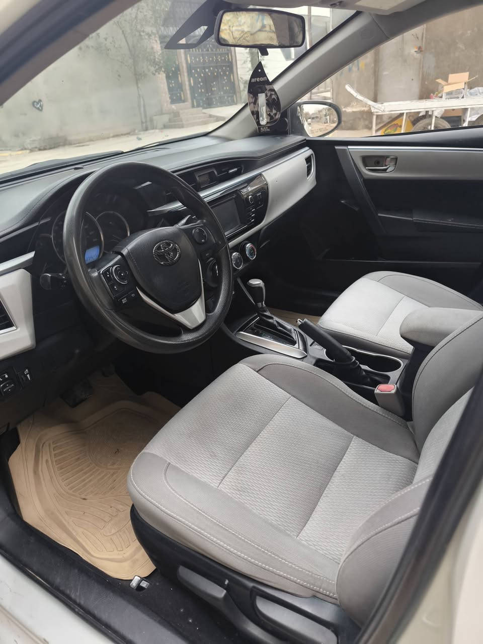 crolla 2016 amrce L
سەنەوی 2029تازەیە 
گێڕو مەکینە بەشەرت 
بۆیاخ5پارچە
سعر 110گڵا
***********
***********
