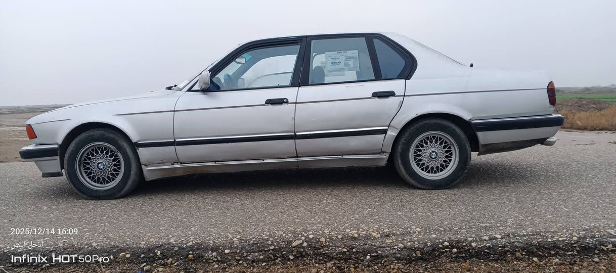 سلام عليكم بي أم موديل 92رقم انكليزي جديد كير ومكينه نضيفات لا تبخير ولا تنقيص هزه جديده تخمم تاير جدد سنويه بسمي العنوان ميسان السعر 40 وبيه مجال الاستفسار  ***********
