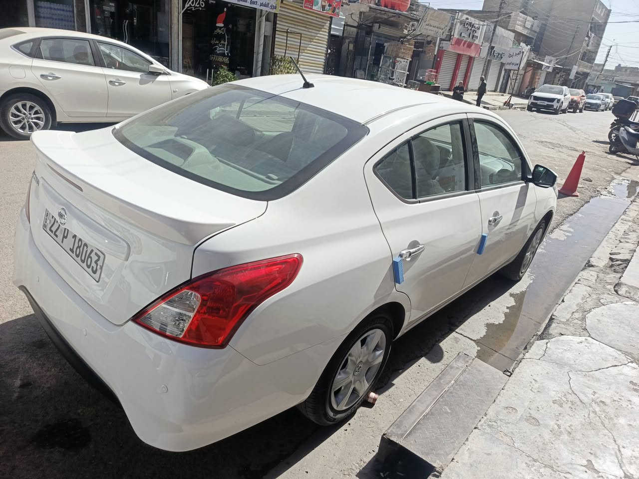 نيسان سني مصري
مديل 2025
مكفولة من كلشي
ماشيه 7 الاف
سياره جديد 
رقم ***********
سعر 128
عنوان. بغداد الدوره ابو دشير
