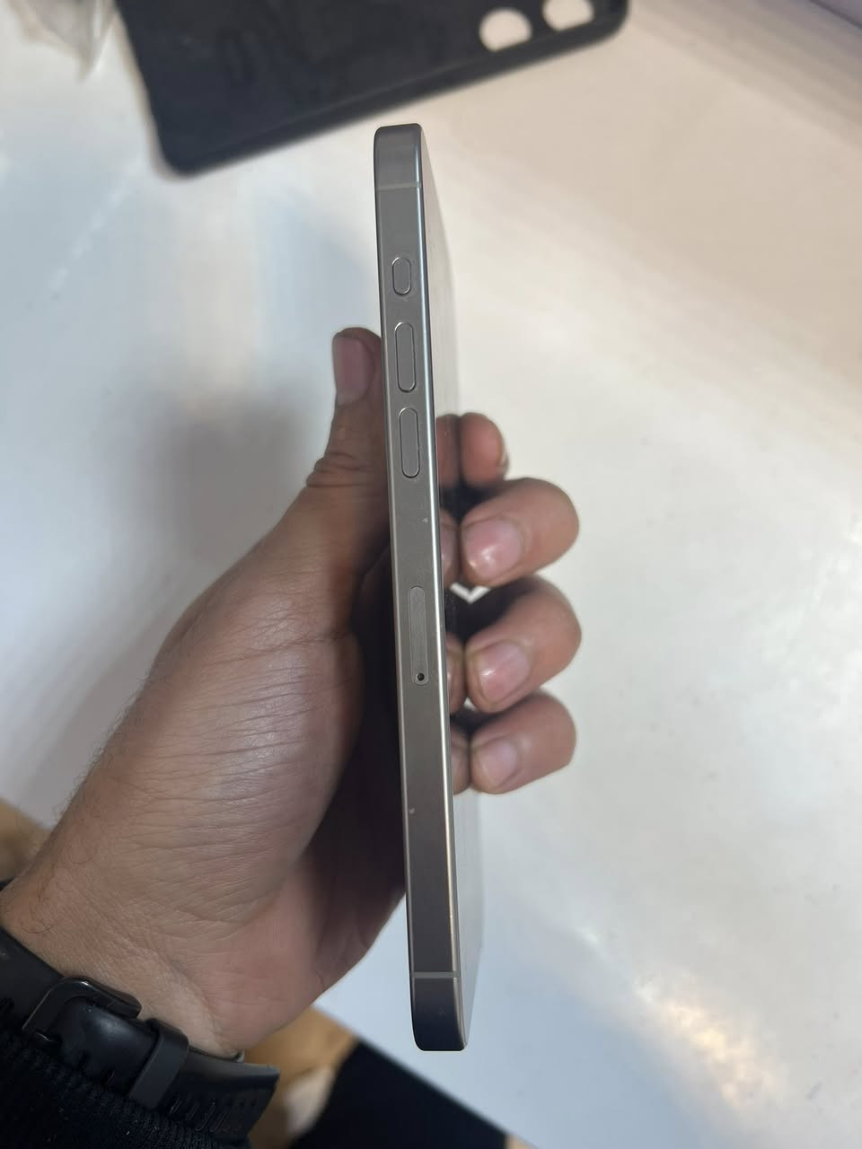 السلام عليكم
15 برو ماكس 256 شرق اوسط
ذاكره 256 بطاريه 82
نضافه الجهاز 100‎%‎
سعر 950 وبي مجال بسيط
مكاني بغداد
***********
