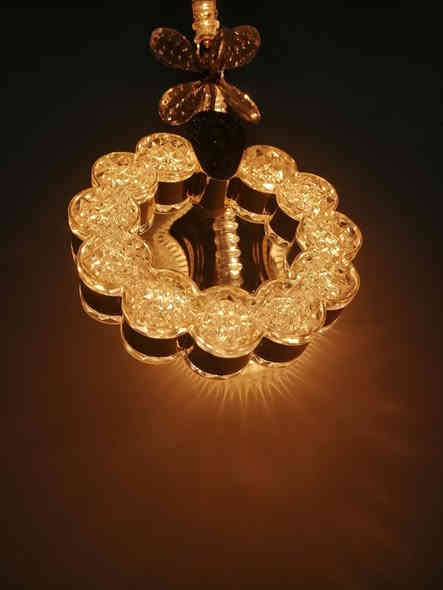 دار للبيع مساحه ٩٠ متر زراعي سند ٢٥ قرار محكمه مشمول بتطويب مرقم من قبل البلديه قرار 320
مقابيل ملحق قريه الغدير عمود ٣١٤ خدمات كهربائي وماي شارع تبليط للباب انترنيت ضوئي مولده قريبه تبعد ١٥٠ متر منطقه كلش حلوه وهادئه للاستفسار ***********
سعر البيت ٣٤ وبي مجال بناء حديث غرفه وستقبال وصاله ومطبخ حار وبارد وحمامات داخليه وخارجيه
البيت جاهز للسكن ماعايز شي     يرهم مراوس بعرصه بنداء
